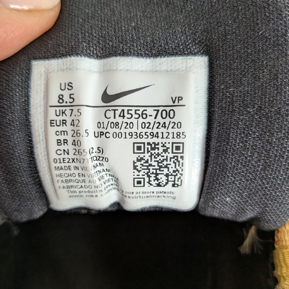 Nike Air Max 97 “Olympic Gold” Sneakers Men’s 8.5 – Metallic Gold & Black - Picture 8 of 8